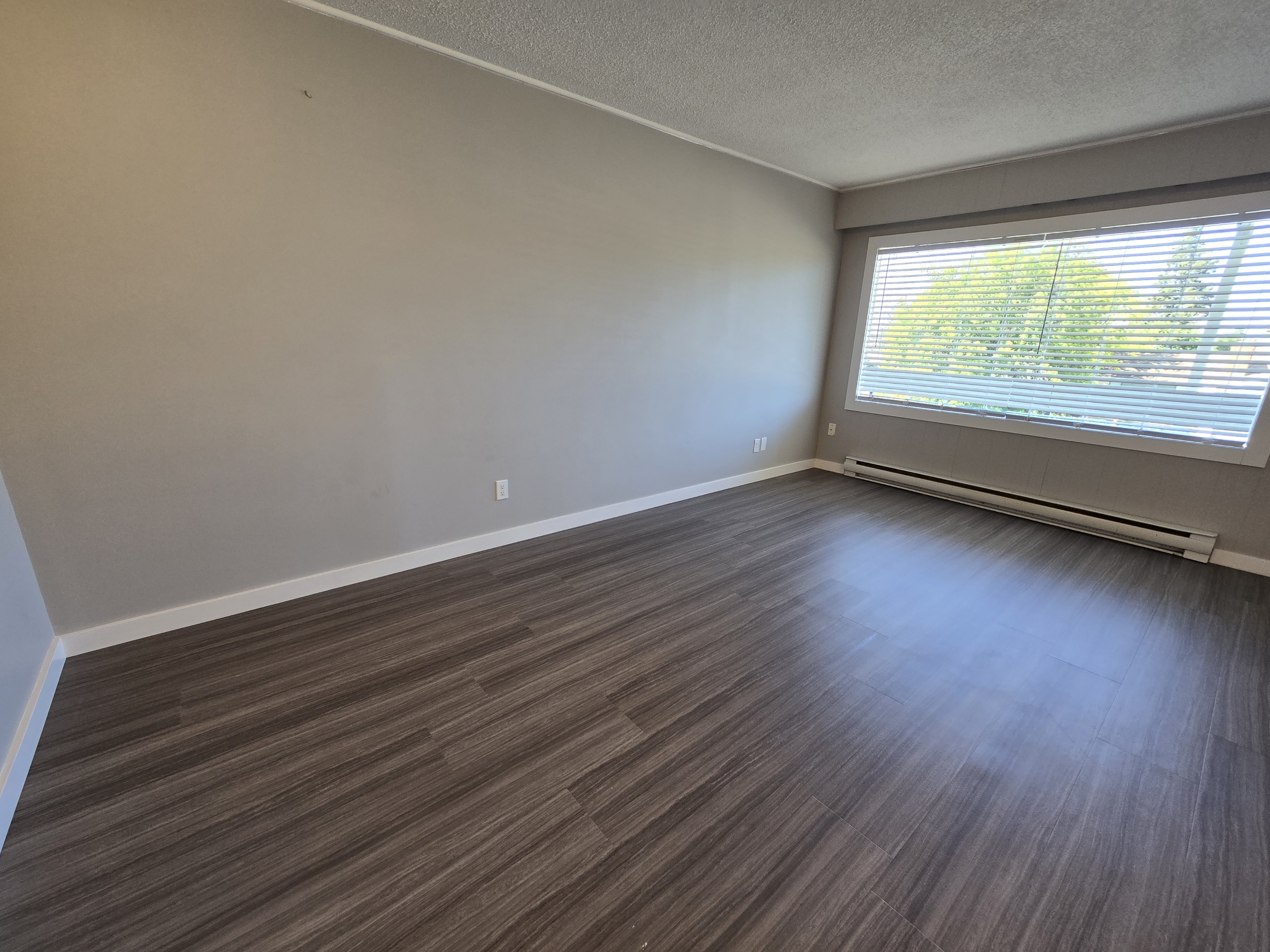 10215 104 Street - 7