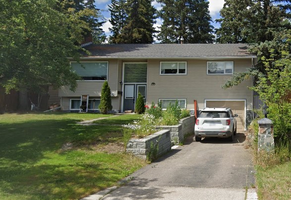 737 Summit Street