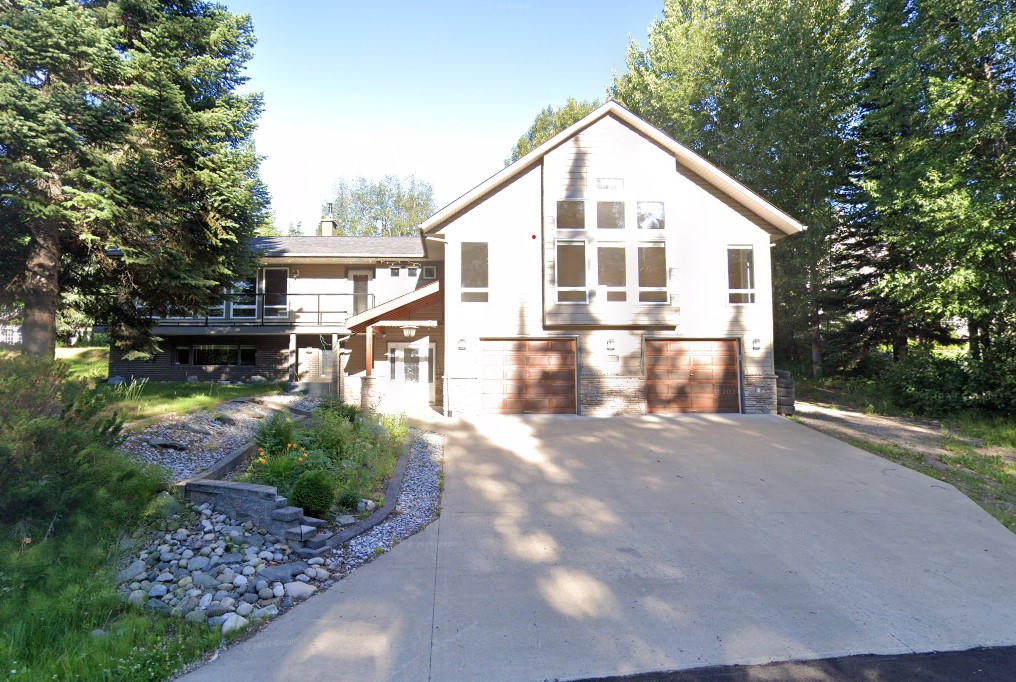 300-131 - 7125 Valleyview Drive