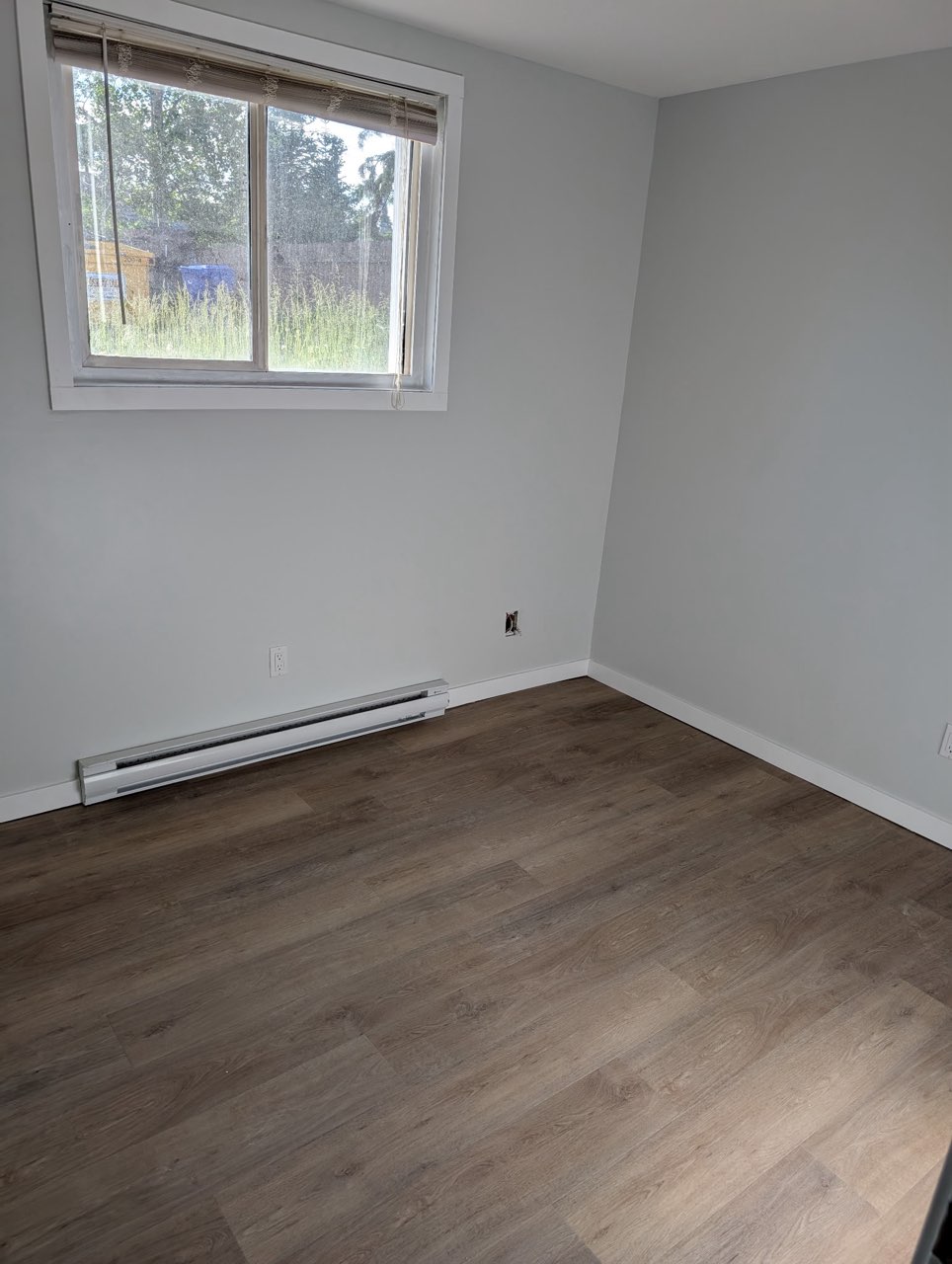 2212 Redwood Street - 1